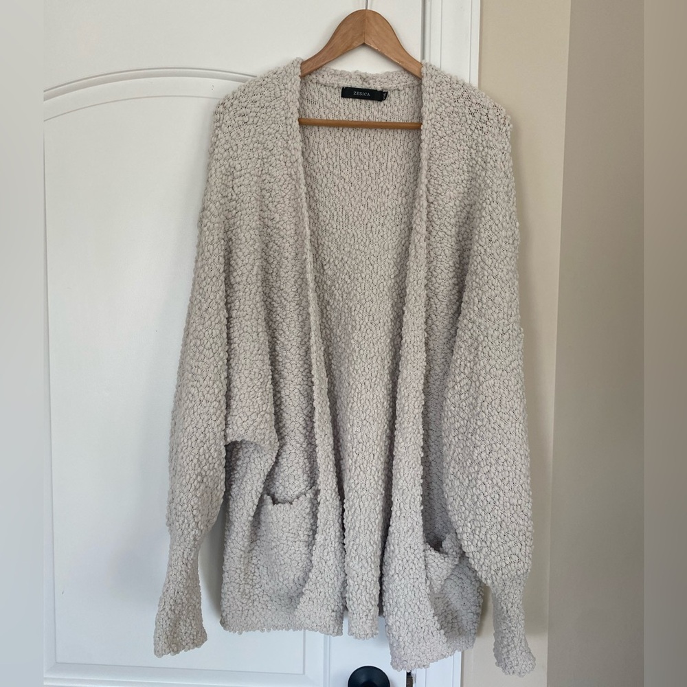 Woman’s chunky cardigan